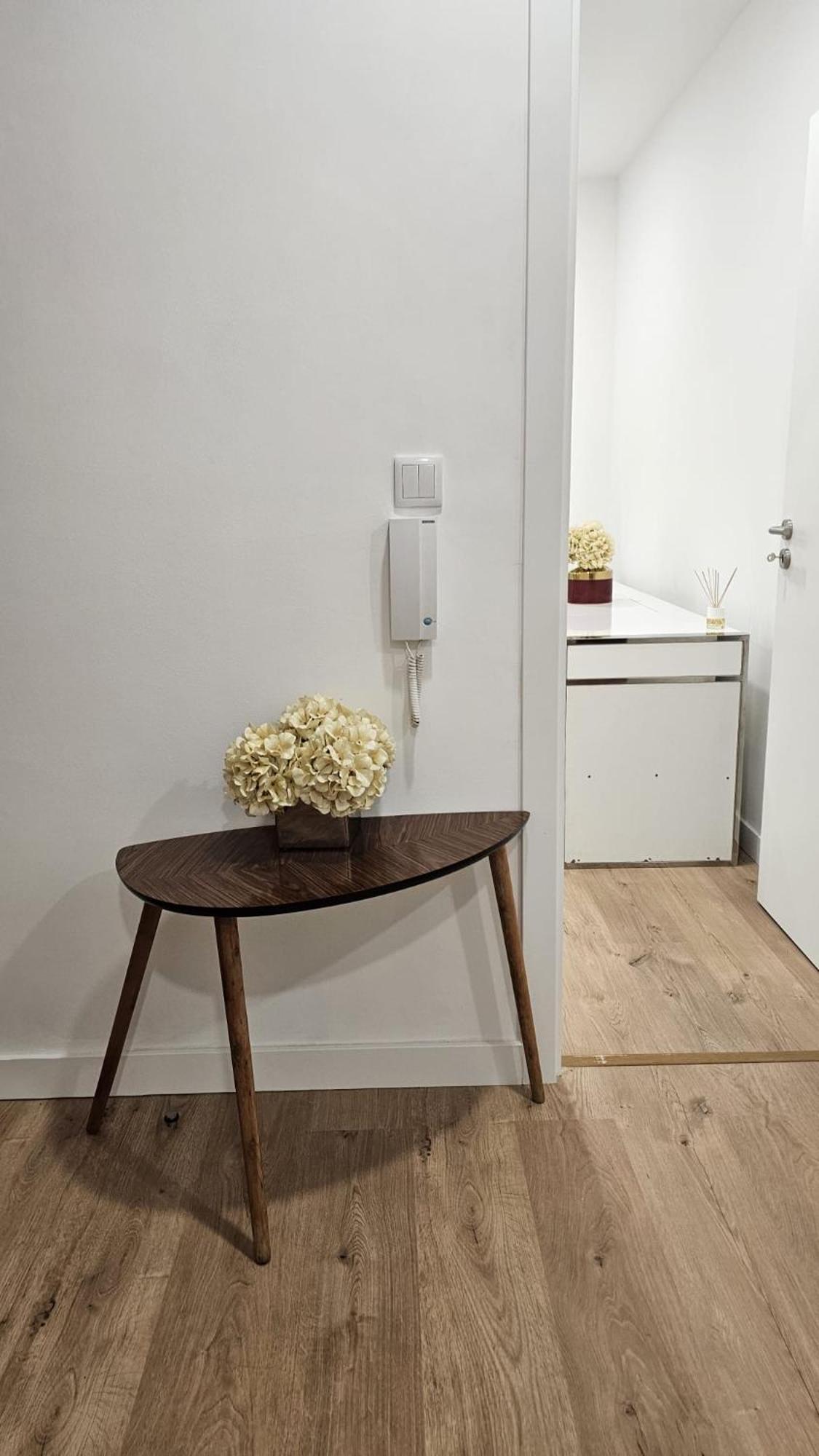 Apartamento T3 Em Lisboa/ Queluz Extérieur photo